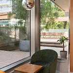 Aria Hotel 4*