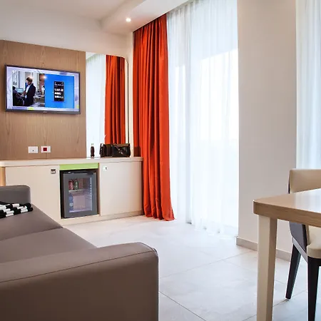 Aria Hotel 4*